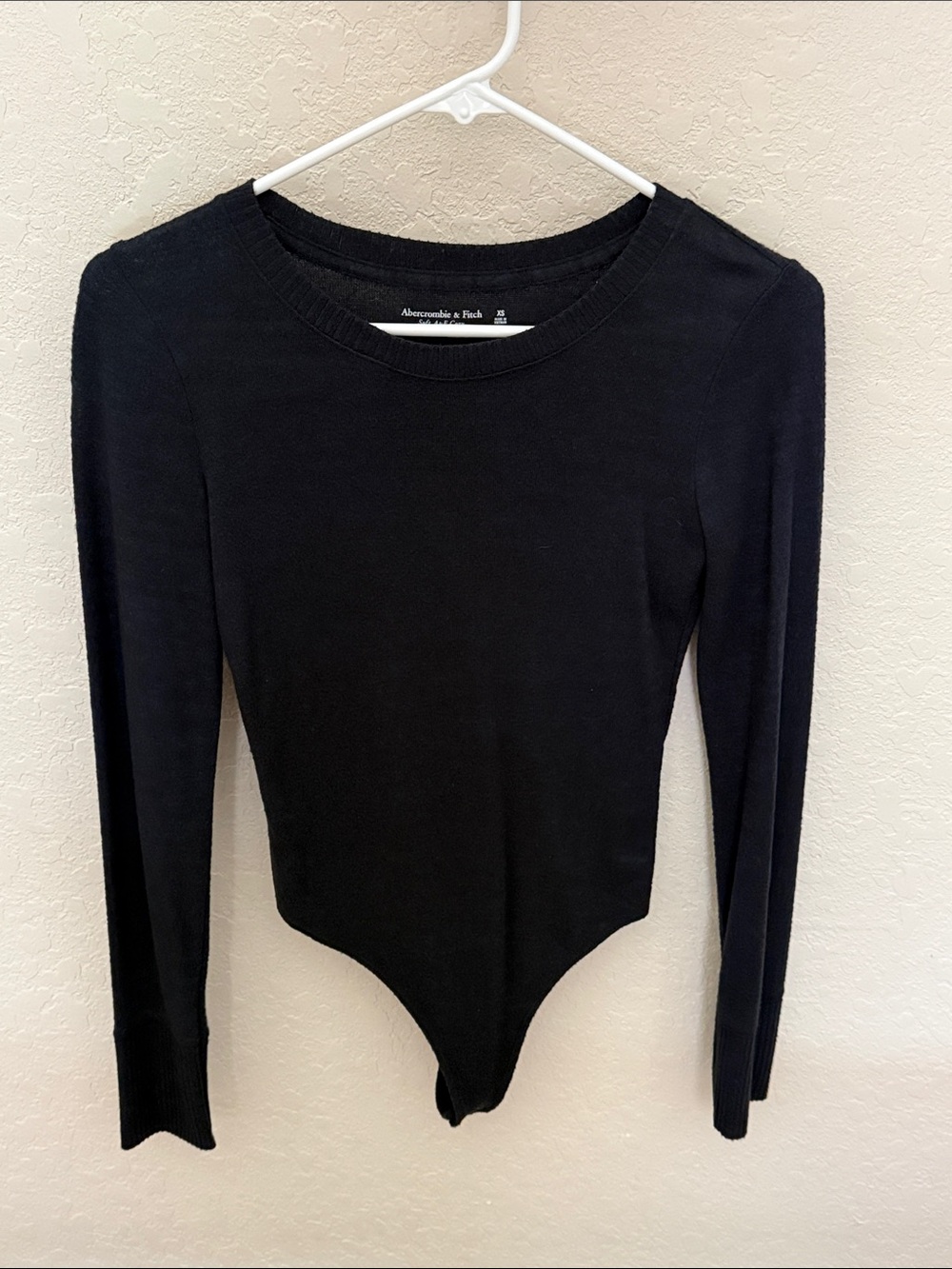 Abercrombie & Fitch Black Long-Sleeve Crewneck Bodysuit